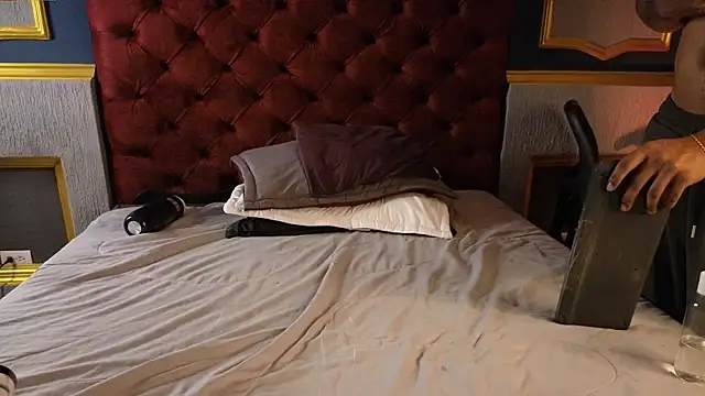 AshtonnSummer online show from 03/10/25, 05:29