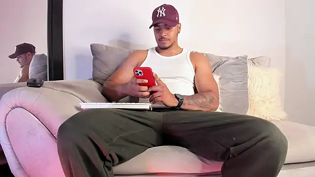 AshtonnSummer online show from 09/16/25, 05:25