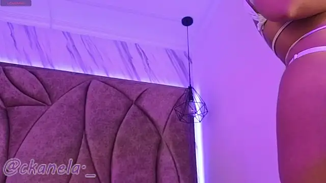 Kanela miller  online show from 11/10/25, 12:26