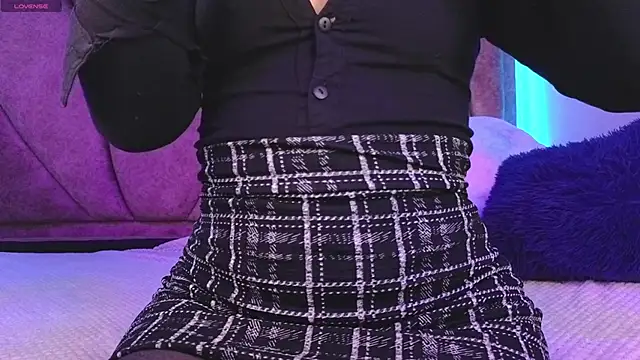 Kanela miller  online show from 04/11/26, 12:20