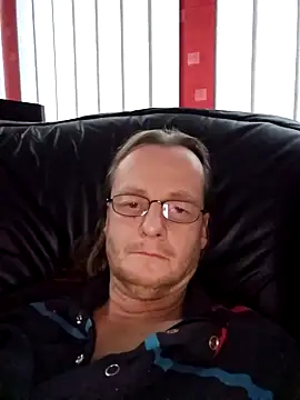 namorreyeb1 online show from 12/24/24, 03:05