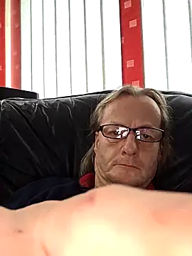 namorreyeb1 online show from 10/25/25, 02:13