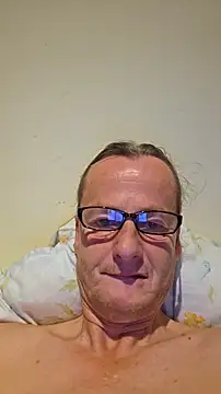 namorreyeb1 online show from 11/10/25, 07:40