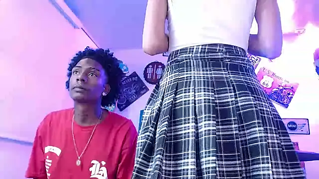 lili roussi online show from 09/28/25, 12:49