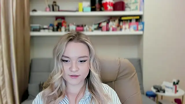 Kara Smith  online show from 07/12/26, 11:18