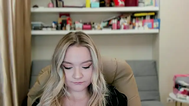Kara Smith  online show from 07/14/26, 11:21