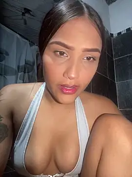 Snapshot of iamsara_21 chatting on 02/01/26, 01:15 iamsara 21 online show from 02/01/26, 01:15