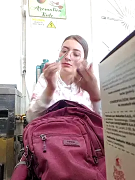 HOLY DOLL online show from 09/13/25, 07:24