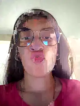 HOLY DOLL online show from 10/08/25, 08:06