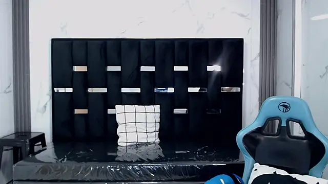 valeria a1 online show from 04/17/26, 02:36