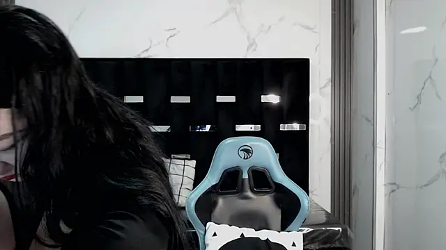 valeria a1 online show from 04/18/26, 02:48