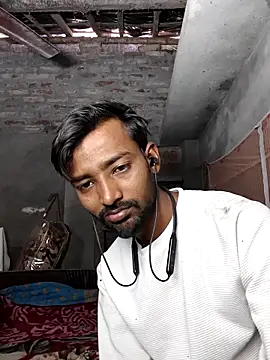 India HOT23 online show from 12/15/25, 05:34