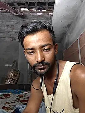 India HOT23 online show from 12/22/25, 04:31