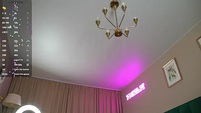 Snapshot of Sweet_Jealousy chatting on 10/24/25, 08:33 Sweet Jealousy online show from 10/24/25, 08:33