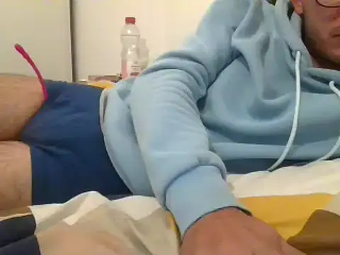 Snapshot of nico34000_sexy chatting on 11/21/25, 05:44 nico34000 sexy online show from 11/21/25, 05:44