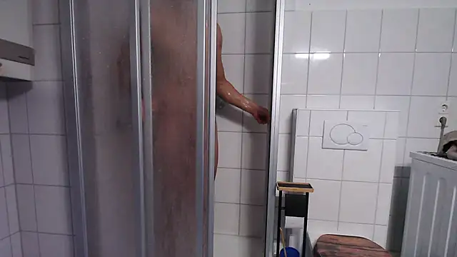 P K 33 online show from 11/28/25, 03:25