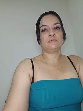 Snapshot of megan_milf79 chatting on 07/16/26, 12:00 megan milf79 online show from 07/16/26, 12:00
