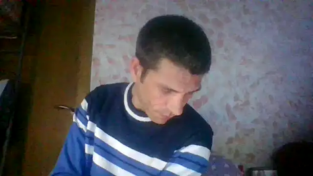 Snapshot of Ricopalote22 chatting on 03/15/25, 11:39 Ricopalote22 online show from 03/15/25, 11:39