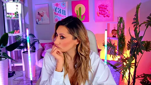 SarahAlluring online show from 02/09/26, 12:42