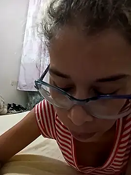 Snapshot of Sexi_girl29 chatting on 02/05/26, 02:27 Sexi girl29 online show from 02/05/26, 02:27