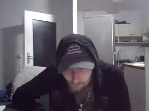 Snapshot of ThePython666 chatting on 03/19/25, 11:14 ThePython666 online show from 03/19/25, 11:14