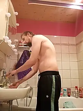 Snapshot of ThePython666 chatting on 10/07/25, 11:07 ThePython666 online show from 10/07/25, 11:07