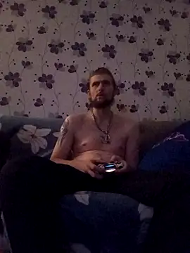 Snapshot of ThePython666 chatting on 10/08/25, 11:57 ThePython666 online show from 10/08/25, 11:57