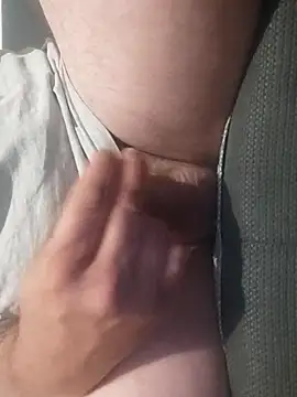 gui67675 online show from 09/26/25, 03:32