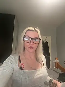 Curvy-Cleo online show from 02/12/26, 12:11