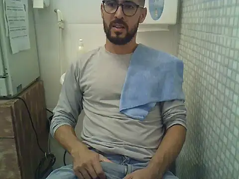 pdasgyn online show from 10/16/25, 12:39