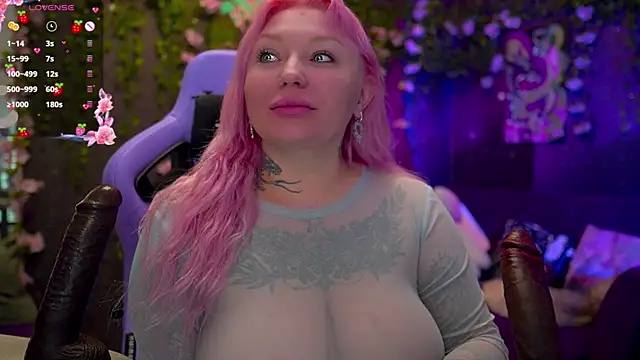 Snapshot of BlackedBarbie chatting on 10/11/25, 08:18 BlackedBarbie online show from 10/11/25, 08:18