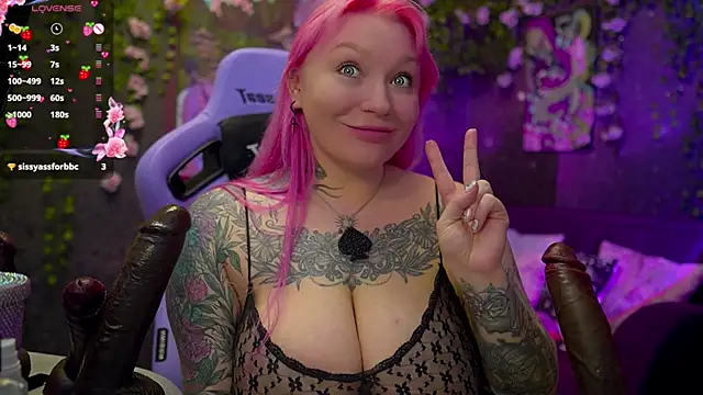 Snapshot of BlackedBarbie chatting on 11/08/25, 06:18 BlackedBarbie online show from 11/08/25, 06:18