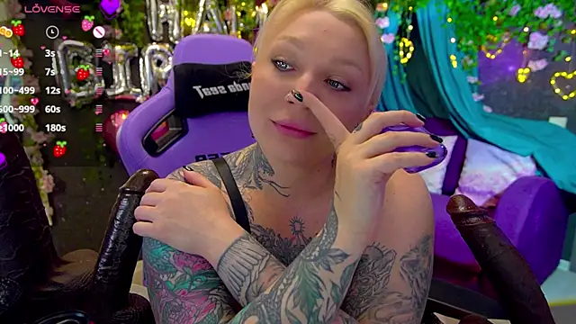 BlackedBarbie online show from 06/19/26, 07:06