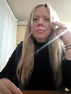 Irina3718 online show from 02/04/26, 03:18