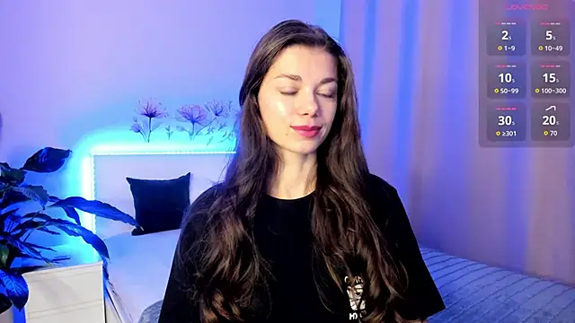 Eva McCoy online show from 11/04/25, 09:30