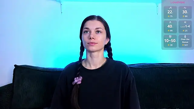 Eva McCoy online show from 12/03/25, 09:29