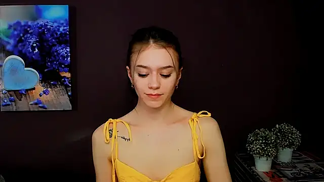 Snapshot of LanaTey chatting on 03/20/25, 01:37 LanaTey online show from 03/20/25, 01:37