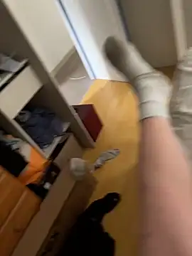 Snapshot of billybib83 chatting on 03/11/25, 12:28 billybib83 online show from 03/11/25, 12:28