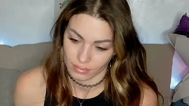 SweetDarling7 online show from 03/05/26, 04:25