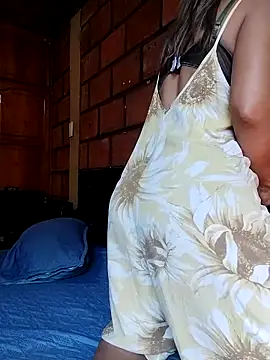 Lady Lolla11 online show from 12/03/25, 02:04