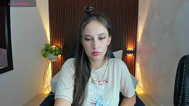 sophia martinezz  online show from 03/14/25, 12:18