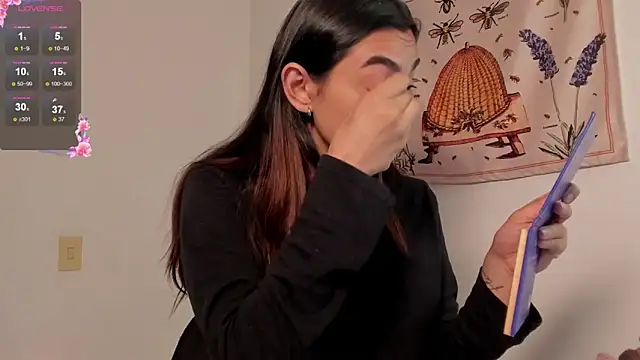 Snapshot of Gabee7_ chatting on 09/25/25, 03:05 Gabee7 online show from 09/25/25, 03:05