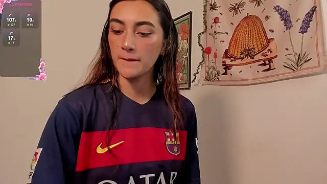 Snapshot of Gabee7_ chatting on 11/05/25, 04:18 Gabee7 online show from 11/05/25, 04:18