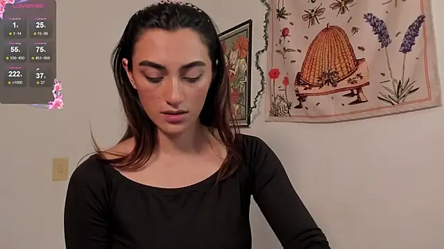 Snapshot of Gabee7_ chatting on 11/27/25, 04:09 Gabee7 online show from 11/27/25, 04:09