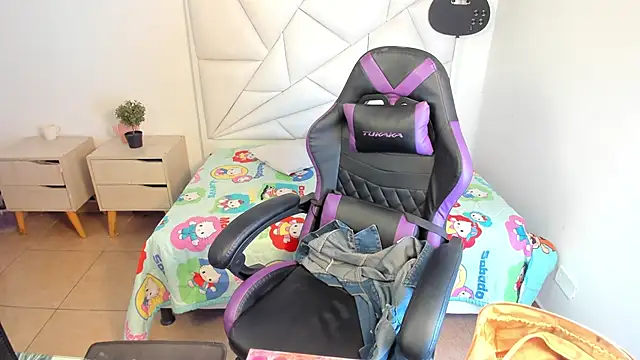 Snapshot of Tania_Duque chatting on 03/07/26, 02:36 Tania Duque online show from 03/07/26, 02:36