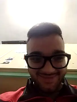 Snapshot of Francescodicristina44 chatting on 02/05/26, 09:41 Francescodicristina44 online show from 02/05/26, 09:41