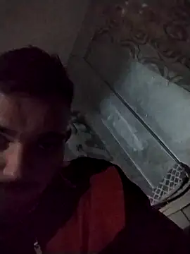 Snapshot of Francescodicristina44 chatting on 02/17/26, 02:02 Francescodicristina44 online show from 02/17/26, 02:02