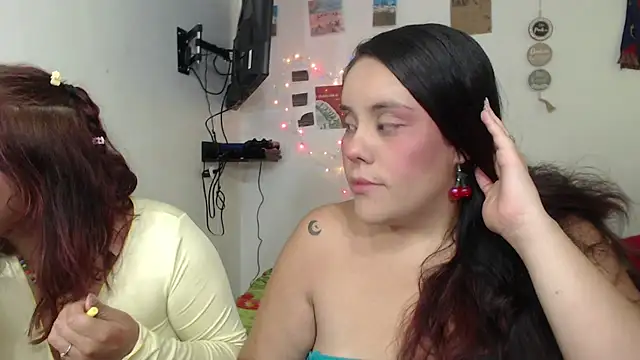 nicky andcamil online show from 03/13/26, 09:32