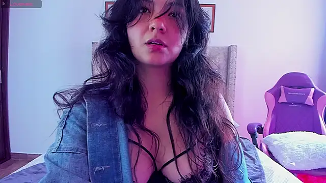 Asaray T online show from 10/15/25, 07:03