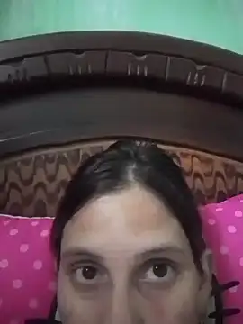 Snapshot of VictoriaLuxe chatting on 10/29/25, 01:19 VictoriaLuxe online show from 10/29/25, 01:19